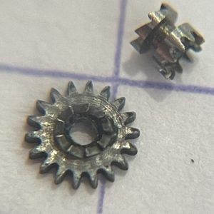 Pignon de remontoir + Coulant (winding pinion + sliding ) - Cupillard 110