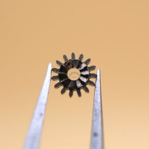 N°410 Pignon de remontoir - JEJ 23D 26D 27D [NOS] Winding Pinion