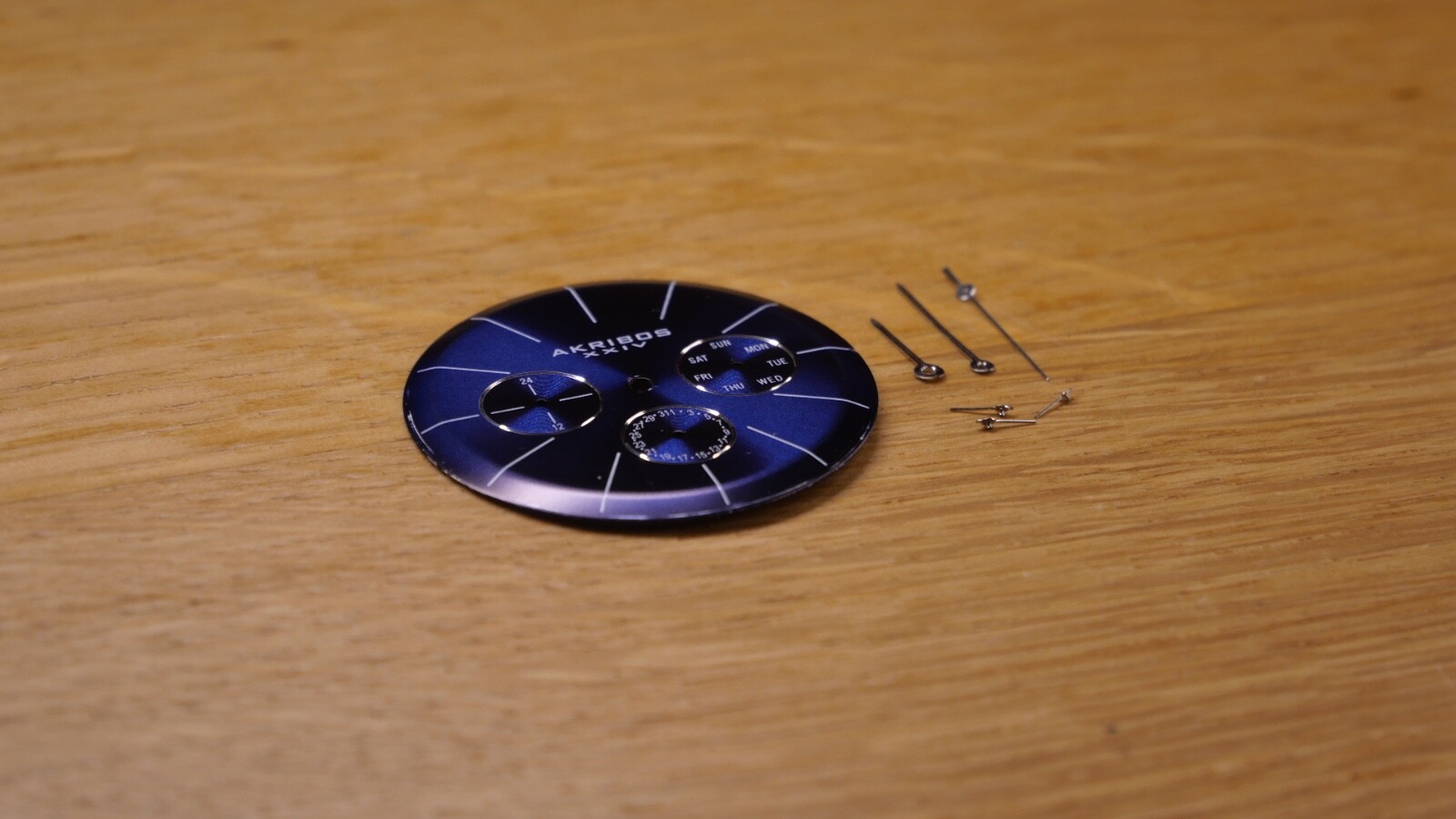 Kit Cadran aiguille MIYOTA VX9JE - Akribos Ø37,30mm (Watch dial hand) – Image 2