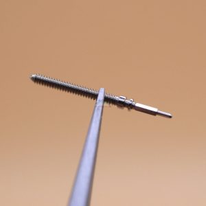 N°401 Tige de remontoir - EBEL 72 - ø0,9 L130 [NOS] Winding stem