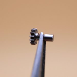 N°240 Chaussée  - CYMA 234 [NOS] Cannon pinion
