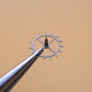 N°705 Roue d'échappement - BTS DAMAS 90 [NOS] Escape wheel