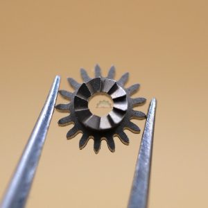 N°410 Pignon de remontoir - MARVIN 540 [NOS] Winding pinion
