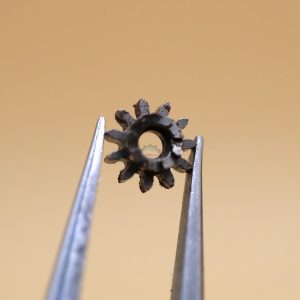 N°410 Pignon de remontoir - Record 022-18 [NOS] Winding pinion