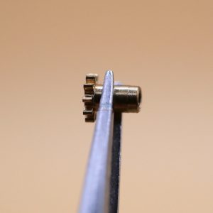 N°240 Chaussée laiton HT 250 - Roseba RW 50 [NOS] Cannon pinion
