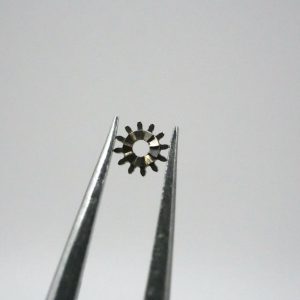 N°410 Pignon de remontoir - ETA 2412 [NOS] Winding pinion