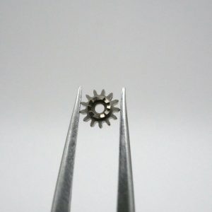 N°410 Pignon de remontoir - FHF 28 [NOS] Winding pinion
