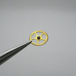 N°214 Roue de petite moyenne - PIERCE 103 [NOS] Third wheel