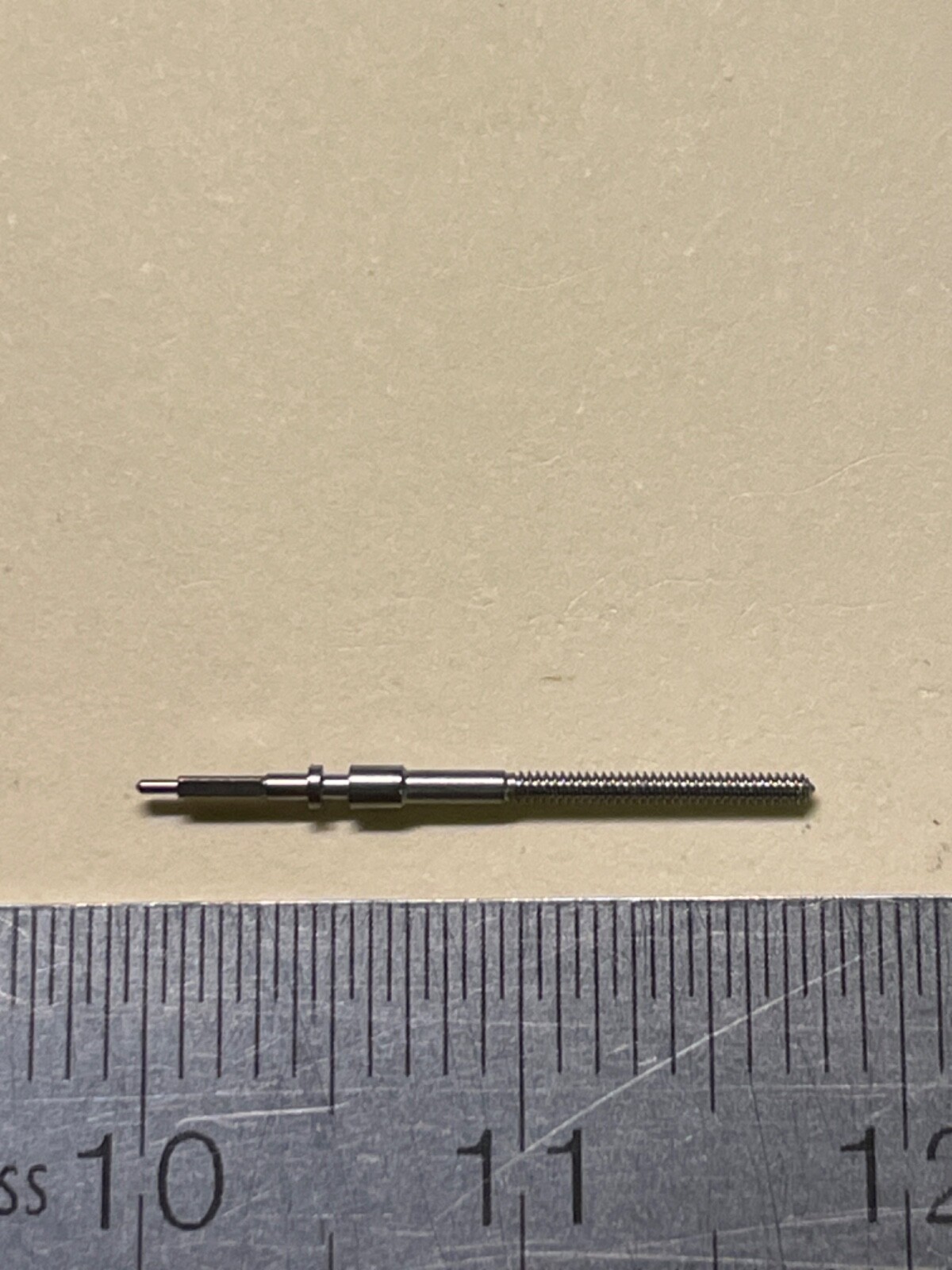 N°401 Tige remontoir - SEIKO 60 (Winding stem) PIECE HORLOGERIE