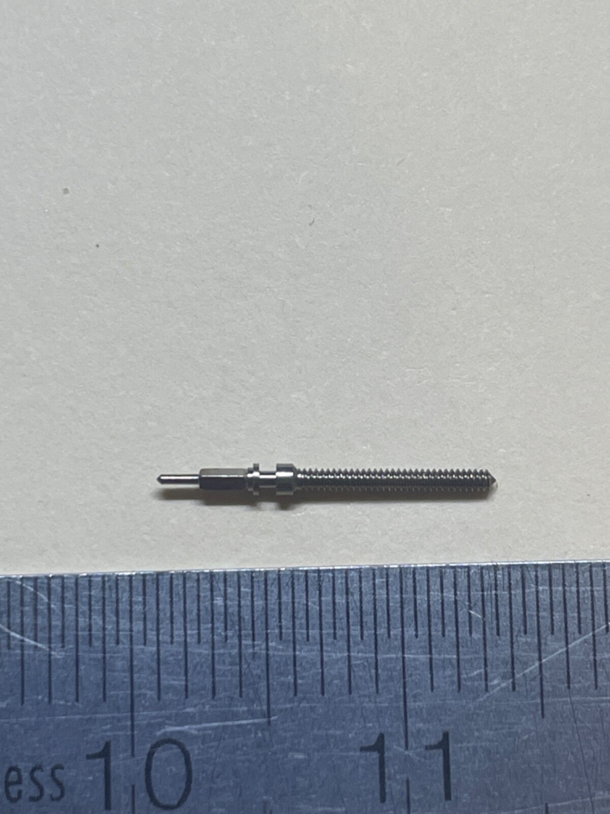 N°401 Tige remontoir - GRANA 230 (Winding stem) PIECE HORLOGERIE