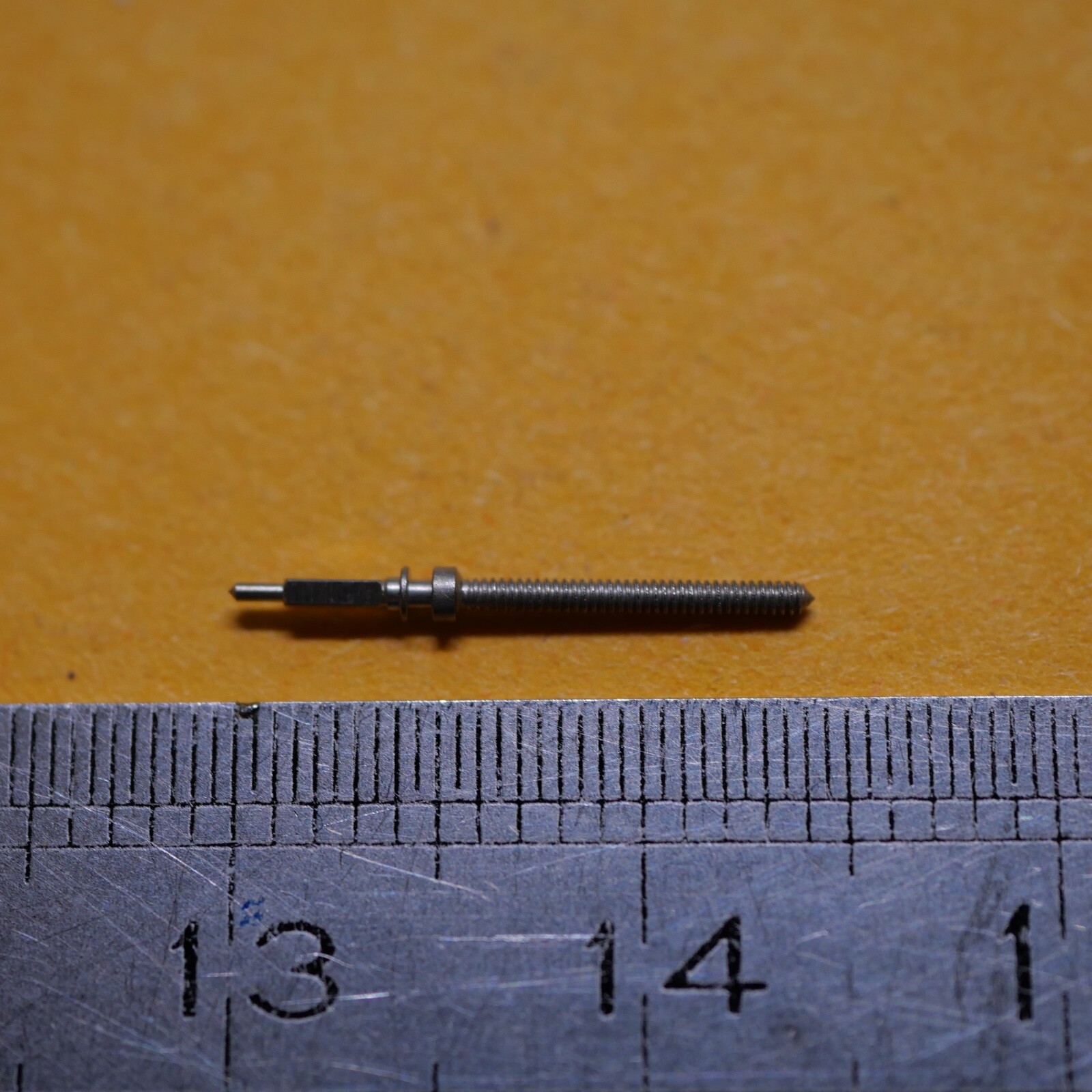 N°401 Tige remontoir -JUVENIA 203 (7¾-11" ø0,9) (Winding stem) PIECE HORLOGERIE