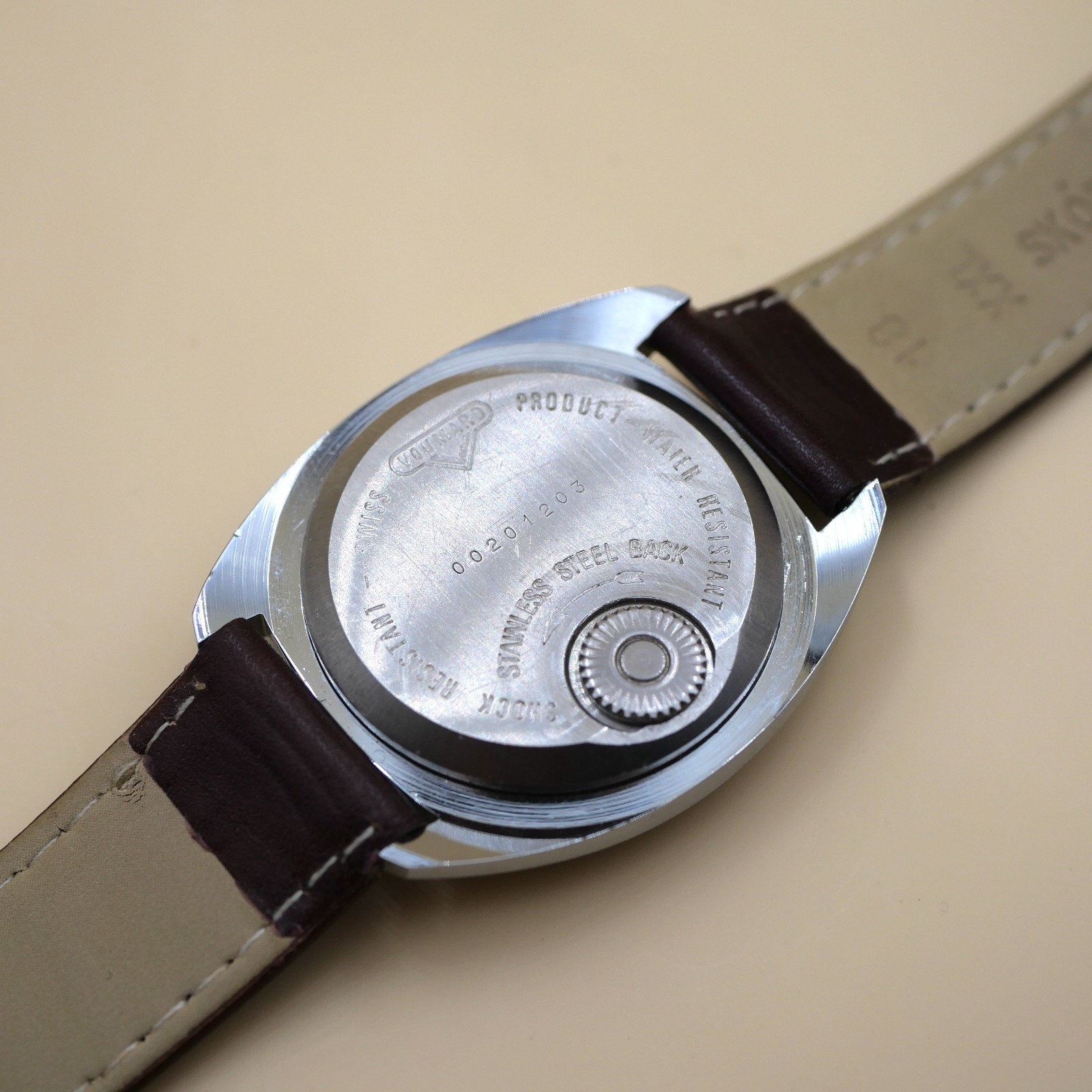 Montre VOUMARD 2000 17 Jewels Vintage - Cal. V2000 - Révisée – Image 5