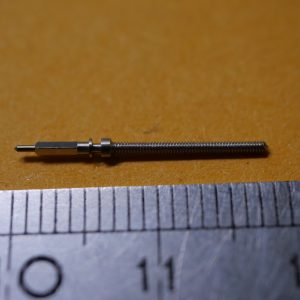 N°401 Tige de remontoir - REVUE (Cyrus, GT) 61 (5¼" ø0,9) [NOS] Watch stem