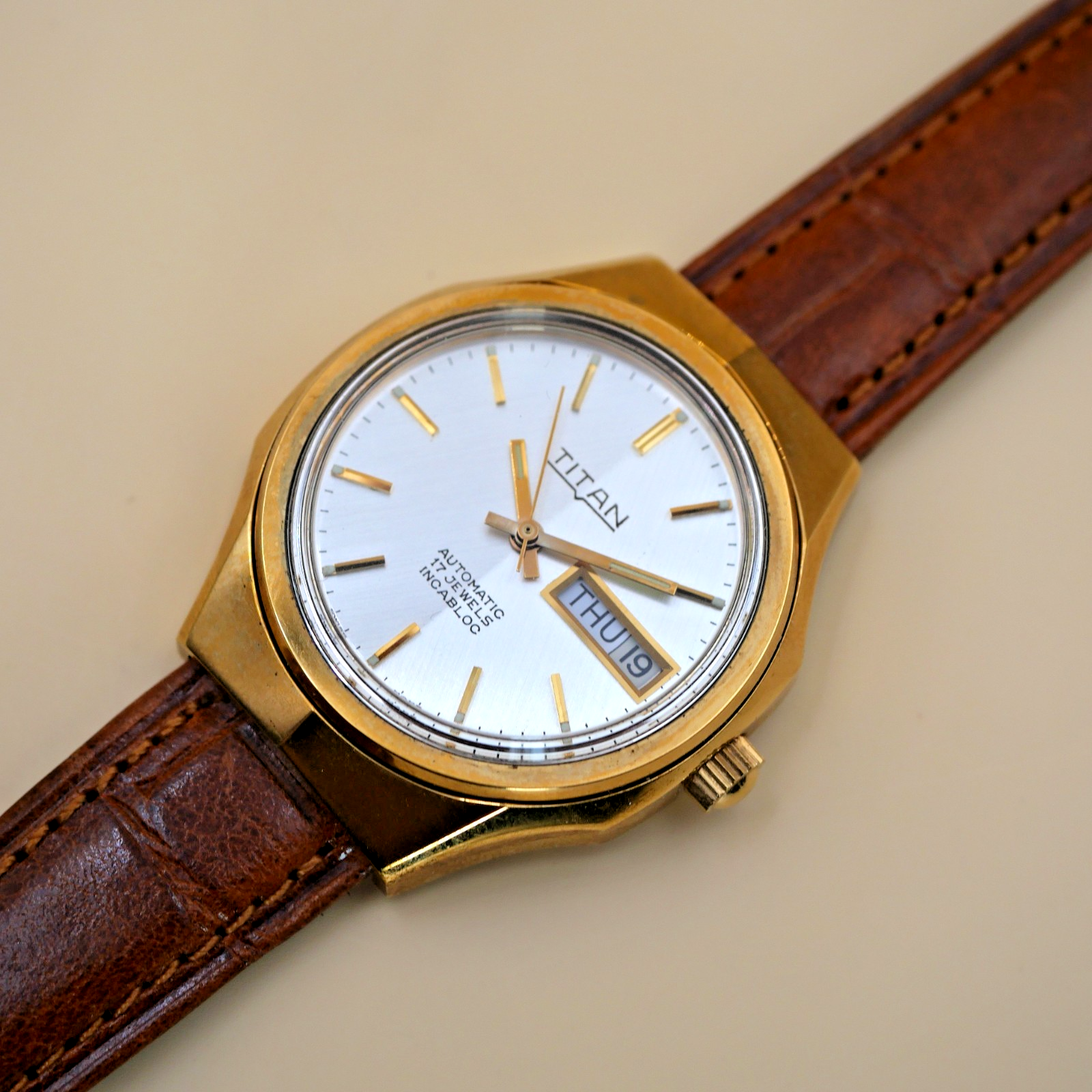Montre TITAN automatique Vintage Suisse - AS 5602 - New old stock