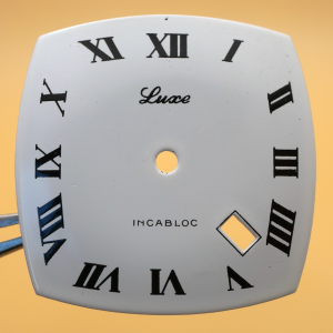Cadran de montre Tonneau HP 60 - LUXE Ø27,50mm Index romains [NOS] Watch dial