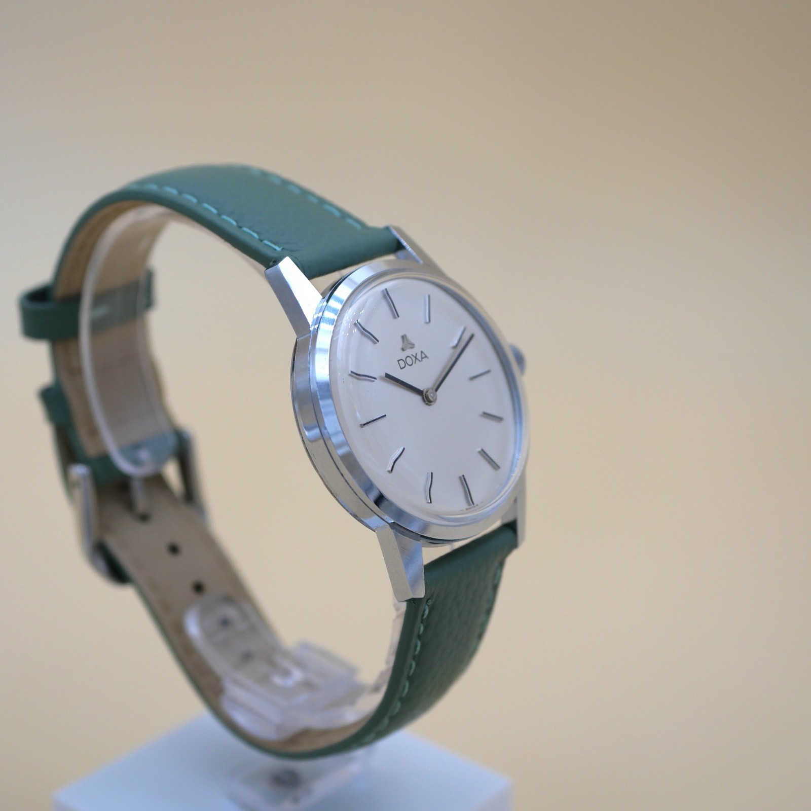 Montre DOXA mécanique Vintage - ETA 2512 - Révisée – Image 4