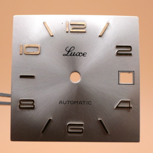 Cadran de montre carré ETA 2452 - LUXE automatic Ø25,30x25,30mm Date 3H [NOS]