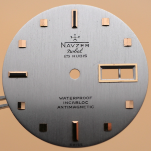 Cadran de montre ETA 2538 - NAVZER Nobel Ø29,10mm Date 3h [NOS]