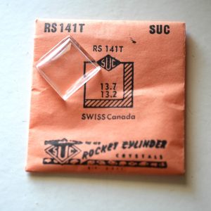 Verre montre SUC RS 141T - SWISS Canada - 13,7x13,2 [NOS] (Watch crystal)