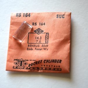 Verre montre SUC RS 164 - BENRUS 5549 - 14,3x7,6 [NOS] (Watch crystal)