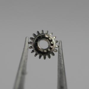 N°407 Pignon de remontoir - CERTINA 25-65 [NOS] Winding pinion