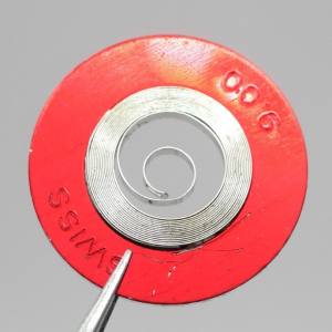 N°770 Ressort de barillet - Beaume & Mercier Cal.1050 [NOS] Mainspring