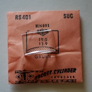 Verre montre SUC RS 401 - GRUEN - 19x13,9 [NOS] (Watch crystal)