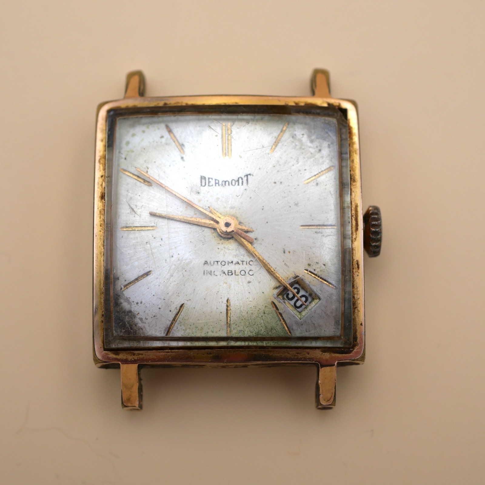 Montre mécanique Dermont 28x28 mm - ETA 2472 ne démarre pas, Balancier OK – Image 2