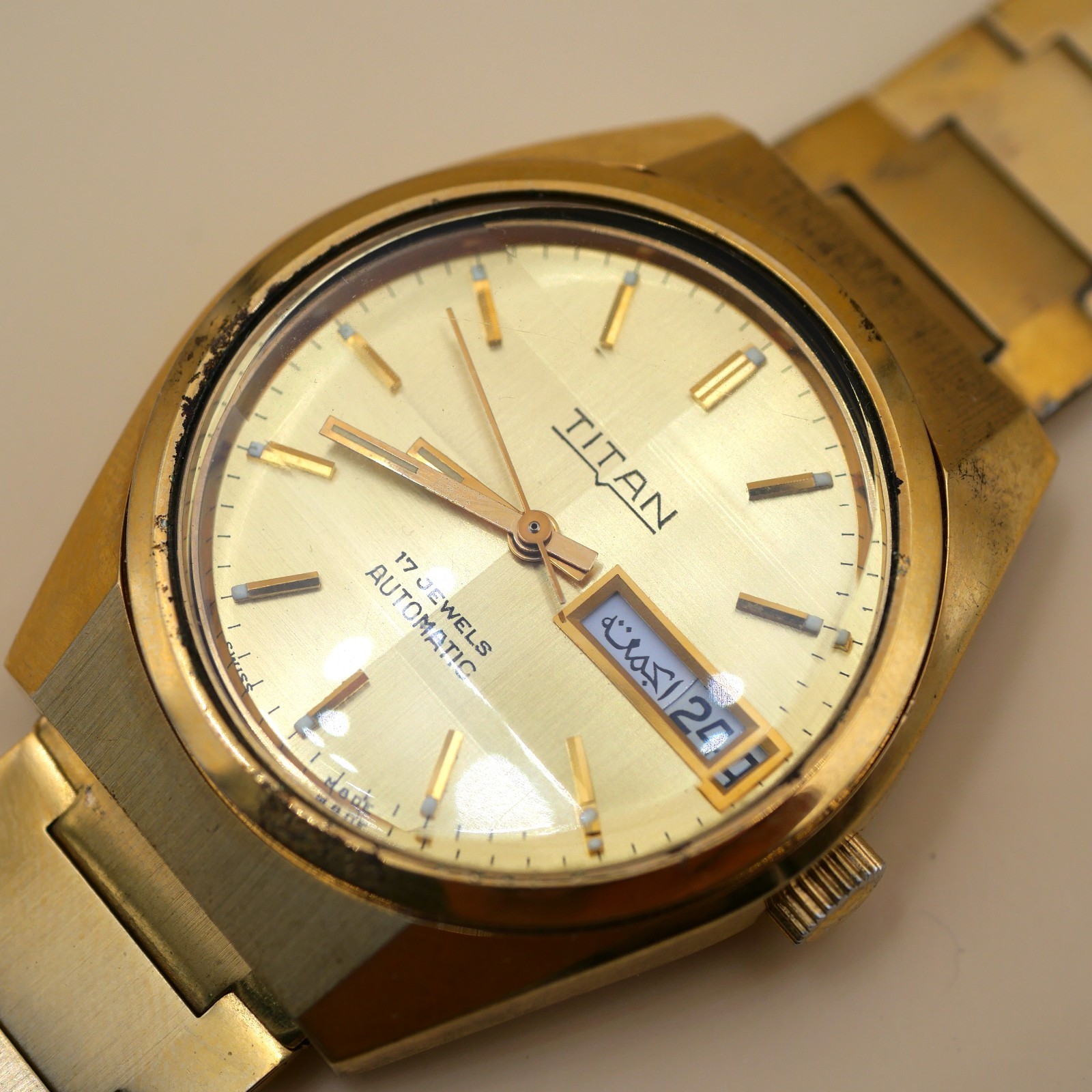 Montre TITAN automatique Vintage Suisse - AS 5602 - À réparer