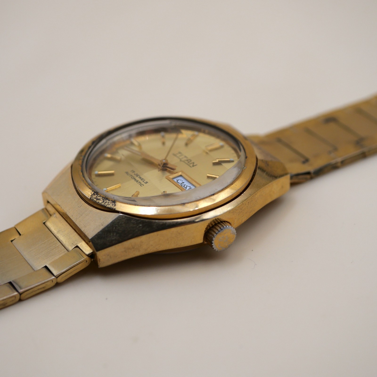 Montre TITAN automatique Vintage Suisse - AS 5602 - À réparer – Image 2