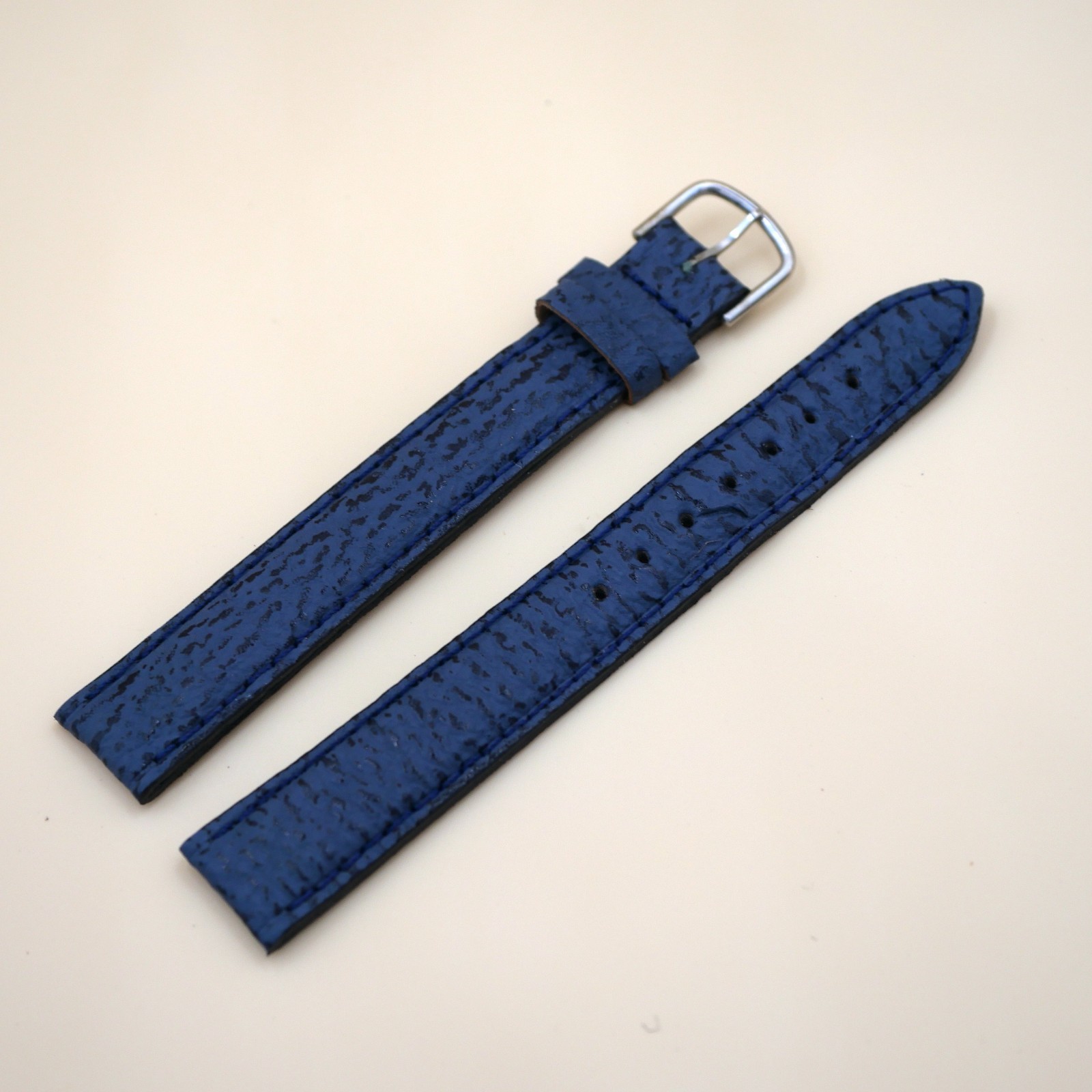 Bracelet en Requin Véritable 16 mm Bleu gris - Fabriqué en France - XL
