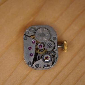Mouvement pour pièces LIP T124 Balance OK (watch movement for parts)