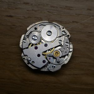 Mouvement pour pièces FE 233-70A Balance OK (watch movement for parts)