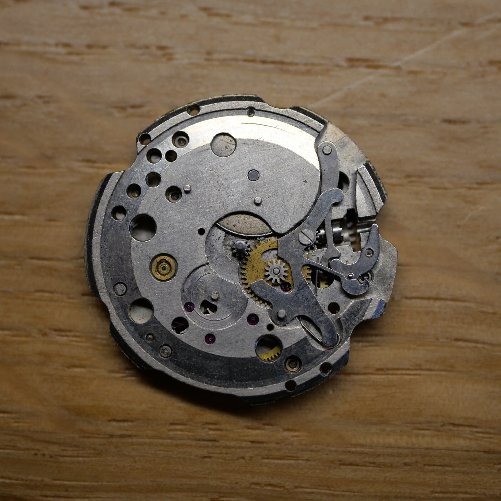 Mouvement pour pièces FE 233-70A Balance OK (watch movement for parts) – Image 2