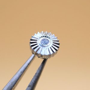 Couronne montre Louis XV Ø40 filetage 0,90 Tube Ø22 - Chromé [NOS]