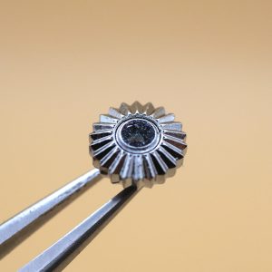 Couronne montre Louis XV Ø60 filetage 0,90 Tube Ø32 - Chromé [NOS]