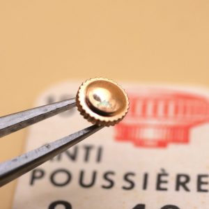 Couronne montre Anti-poussière Ø40 filetage 0,80 - Plaqué Or rose [NOS]