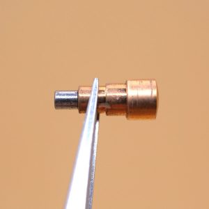Poussoir chronographe doré Ø3mm - Lg 7,60mm [NOS] Push Button - 1 Pièce