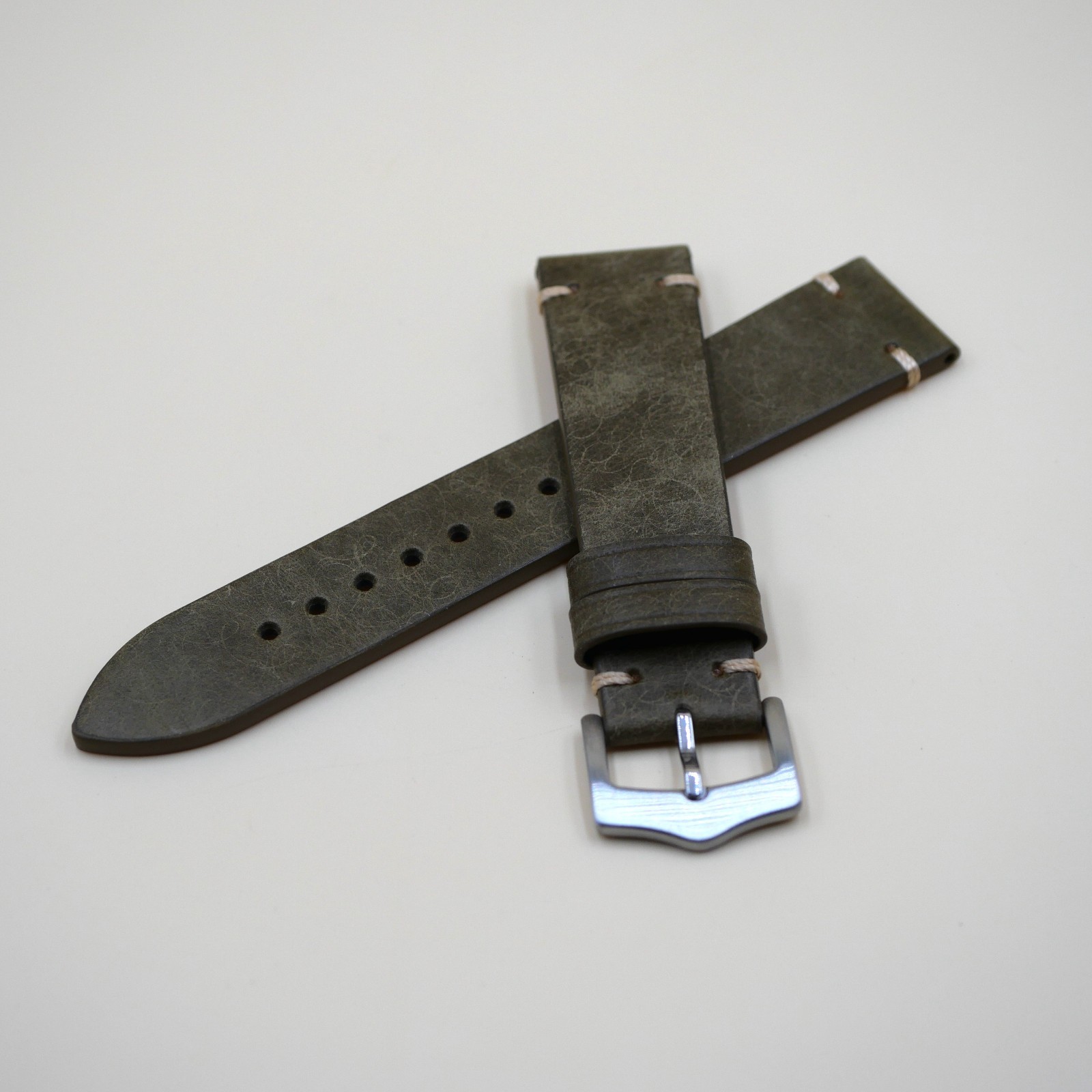 Bracelet Cuir Véritable 20 mm Khaki - Vintage (Leather watch strap) – Image 3