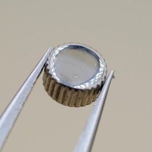 Couronne de montre Ø45 Ht 26 Filetage 0,90 à fleur, Gris métal [NOS] Watch crown