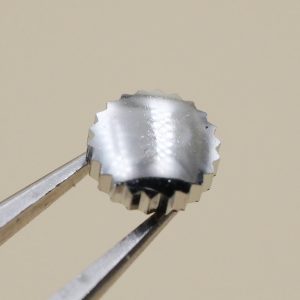 Couronne de montre anti poussière Ø45 filetage 0,90 - Chromé [NOS] (Watch crown)