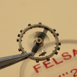 N°721 Balancier de montre Felsa 8¾" 200 [NOS] (Balance Complete)