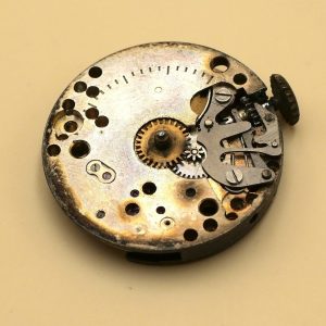 Mouvement pour pièces LIP R235 Balance HS (watch movement for parts)