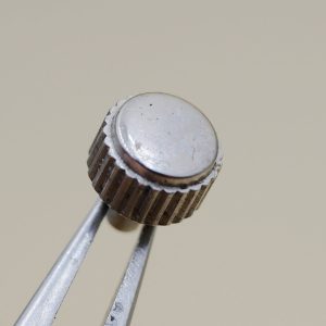 Couronne de montre Ø45 Ht 27 Filetage 0,90 Canon long Ø14, Gris métal [NOS]